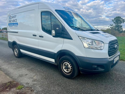 Ford Transit L2H2 střední